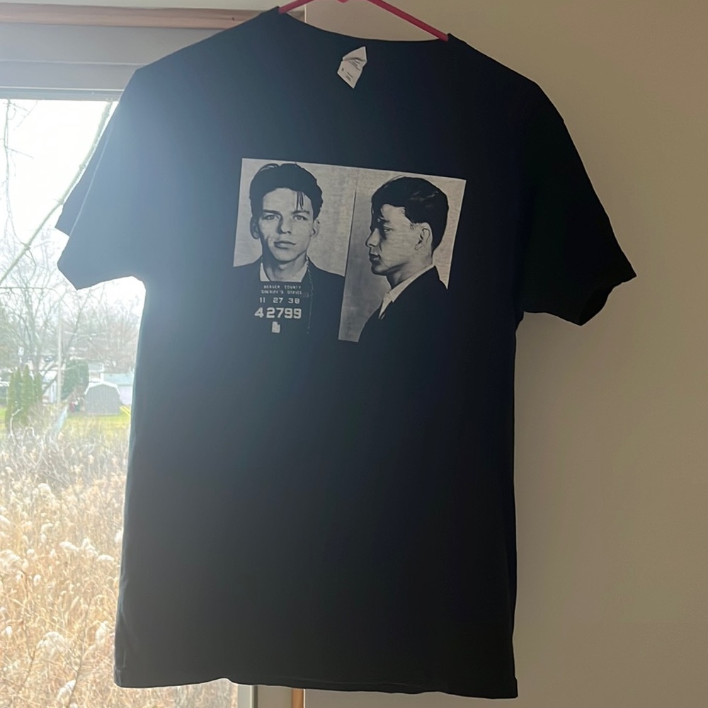 Frank Sinatra mugshot t-shirt